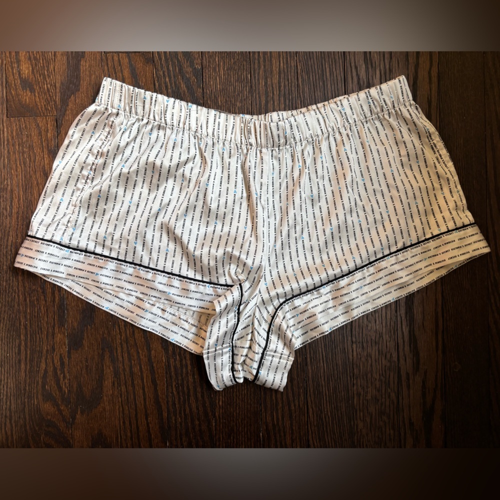 Victoria’s Secret Two piece pajama Set - Picture 2 of 5
